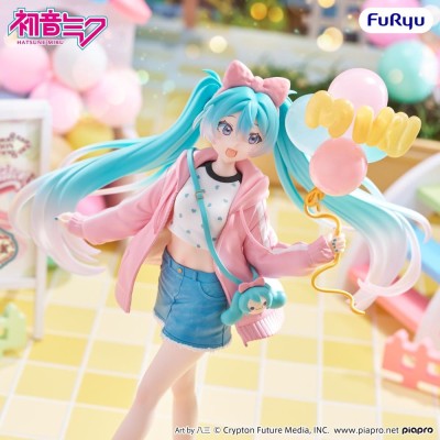 HATSUNE MIKU - Muchute Theme Park Date Version Furyu PVC Figure 19 cm
