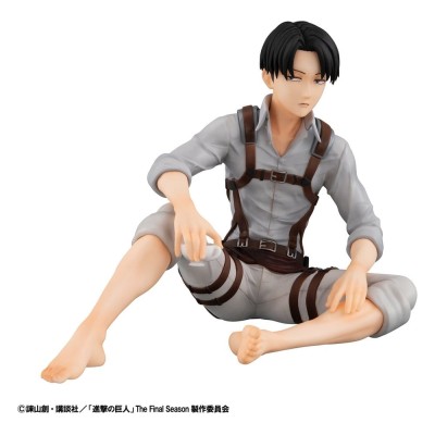 ATTACK ON TITAN - Squad Captain Levi Palm Size Megahouse PVC Figure 9 cm