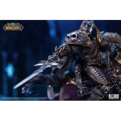 WARCRAFT - The Lich King & Invincible Blizzard Statue 36 cm