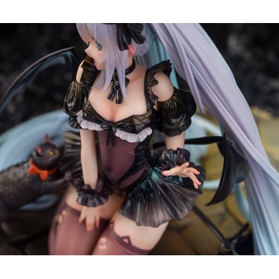 AZUR LANE - Janus Fright-Night Scaredy-Cat Ver. 1/7 Ami Ami PVC Figure 16 cm