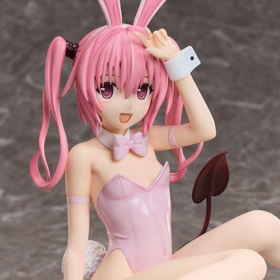 TO LOVE-RU DARKNESS - Nana Astar Deviluke Bare Leg Bunny Ver. 1/4 Freeing PVC Figure 26 cm