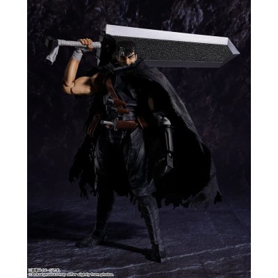 BERSERK - Guts (Berserker Armor) Bandai S.H.Figuarts Action Figure 16 cm