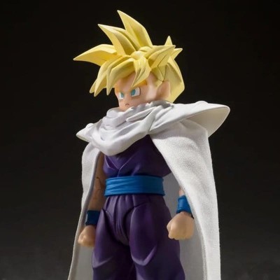 DRAGON BALL Z - Super Saiyan Son Gohan The Fighter Who Surpassed Goku Bandai S.H.Figuarts Action Figure 11 cm