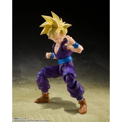 DRAGON BALL Z - Super Saiyan Son Gohan The Fighter Who Surpassed Goku Bandai S.H.Figuarts Action Figure 11 cm