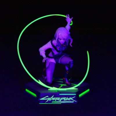 CYBERPUNK EDGERUNNERS - Lucy Dark Horse PVC Figure 18 cm
