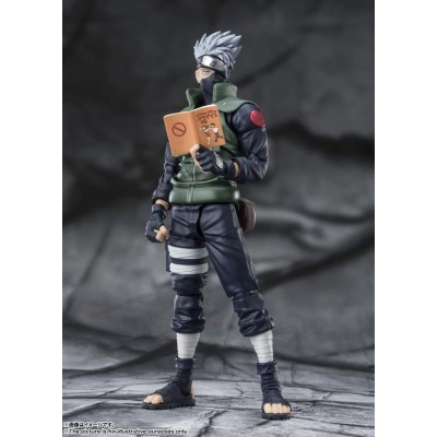 NARUTO - Kakashi Hatake -The famed Sharingan Hero- S.H.Figuarts Bandai Action Figure 16 cm